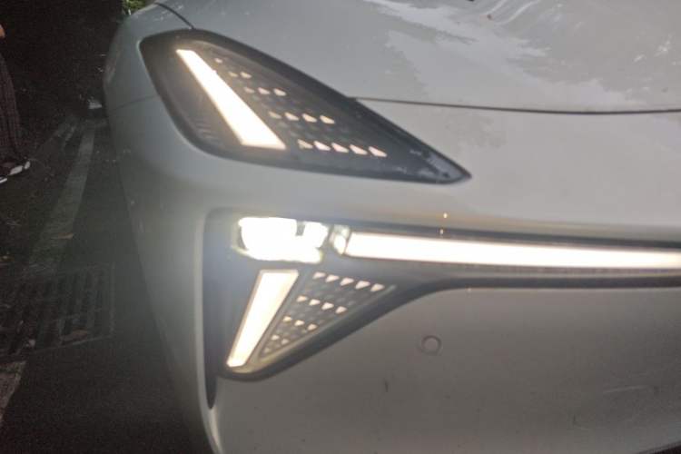 Used Deepal L06 2026 Model 560Ultra+ Laser Edition Right Front Headlight
