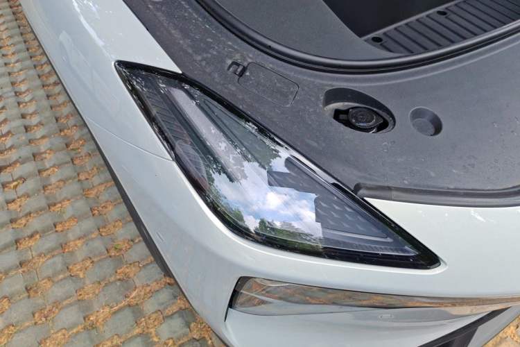Used Deepal L06 2026 Model, 670 Max Right Front Headlight