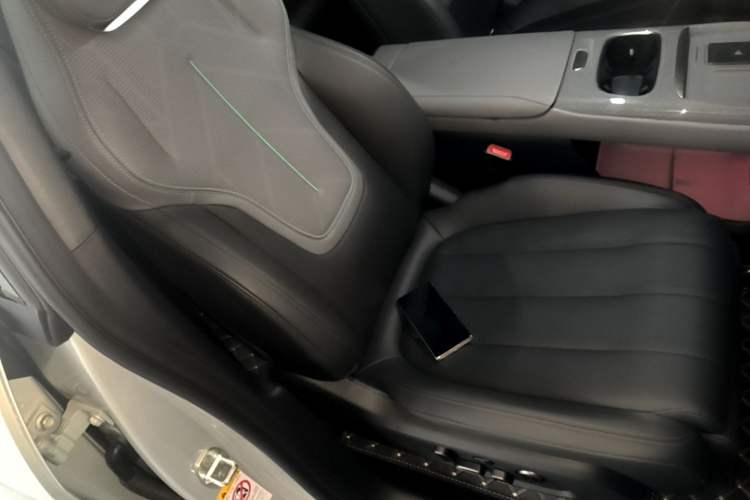 Used Deepal L06 2026 Model 670Ultra+ Laser Edition Right Front Seat