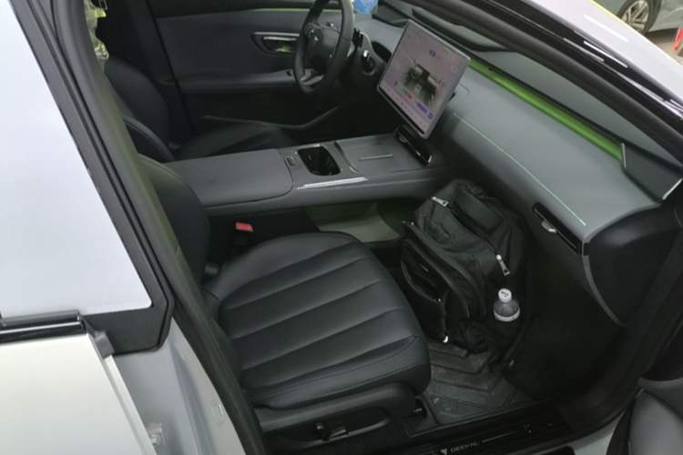 Used Deepal L06 2026 Model 560Ultra Laser Edition Right Front Seat