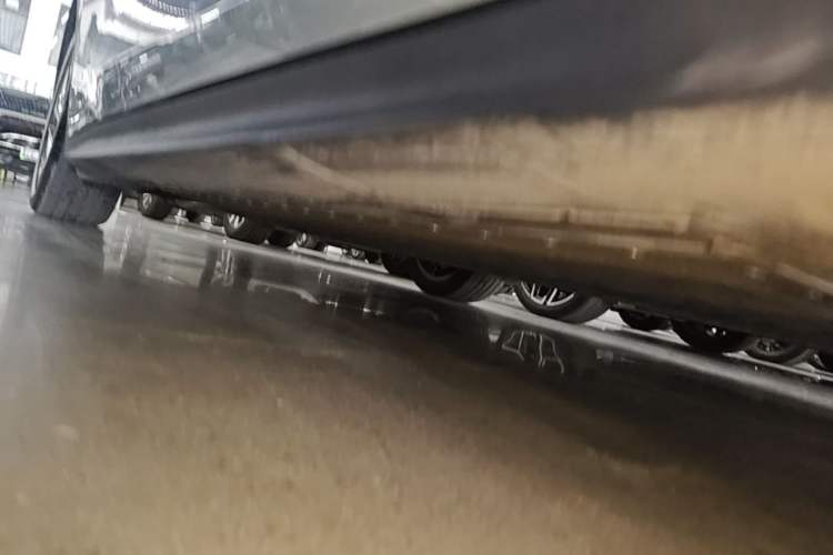 Used Deepal L06 2026 Model 670Ultra Laser Edition Right Side Sill