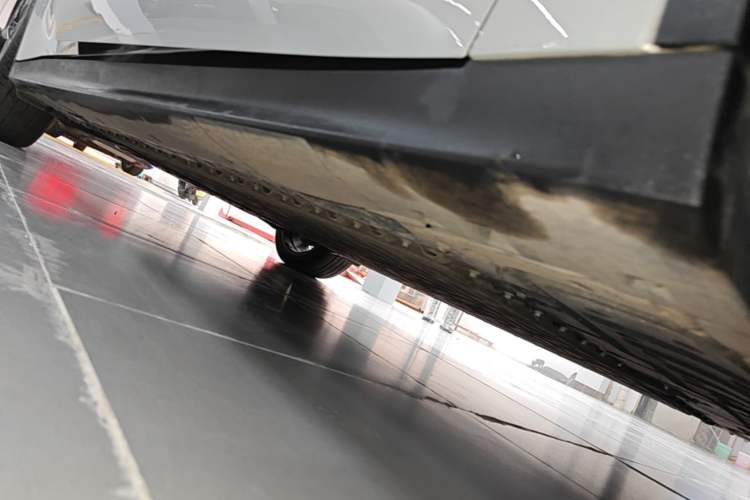 Used Deepal L06 2026 Model 560Ultra+ Laser Edition Right Side Sill