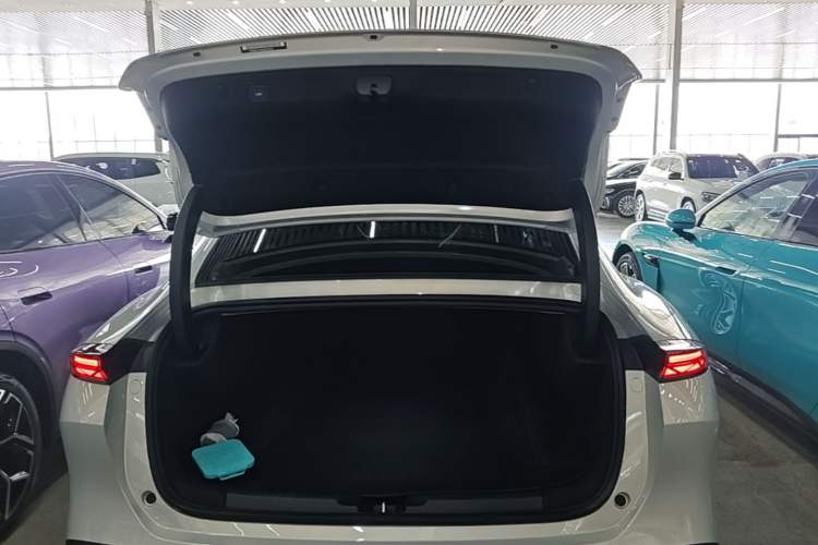 Used Deepal L06 2026 Model 670Ultra Laser Edition Trunk