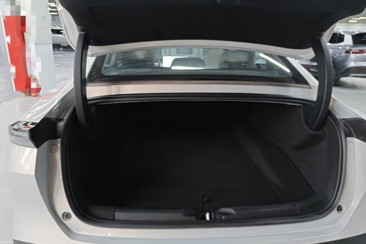 Used Deepal L06 2026 Model 560Ultra+ Laser Edition Trunk