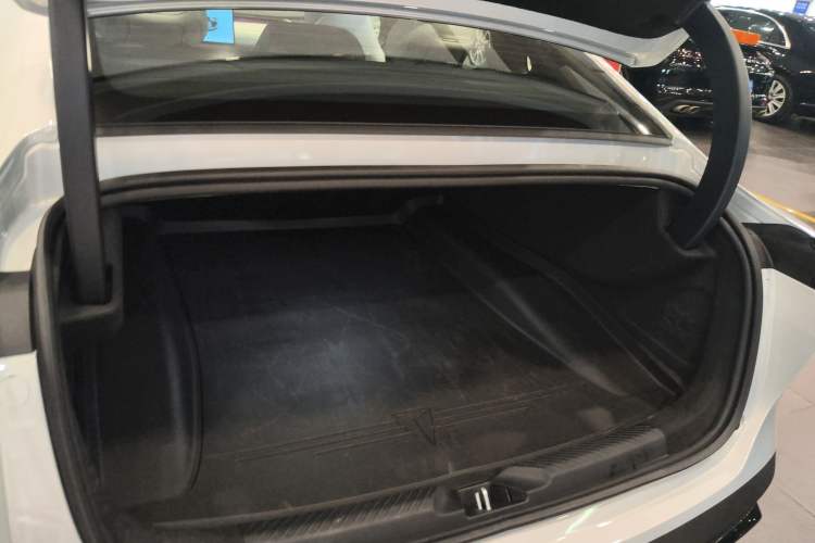 Used Deepal L06 2026 Model 560Ultra+ Laser Edition Trunk