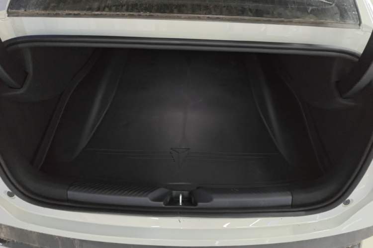 Used Deepal L06 2026 Model 670Ultra Laser Edition Trunk