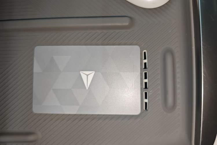 Used Deepal L06 2026 Model 670Ultra+ Laser Edition Vehicle Key