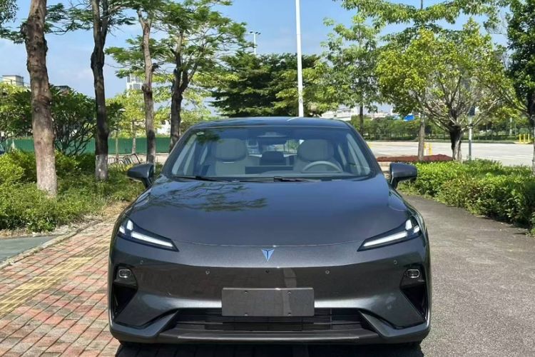 Used Deepal L07 2025 230 Ultra with DeepBlue Intelligent Driving AD PRO Extended-Range Version Exterior 1