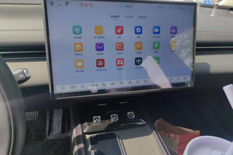 Used Deepal L07 2024 530 Max Qiankun Intelligent Driving ADS SE Pure Electric Version Audio And AC Panel