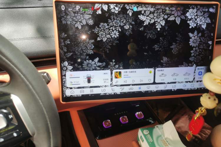Used Deepal L07 2024 230Max Qiankun Intelligent Driving ADS SE Range-Extended Version Audio And AC Panel