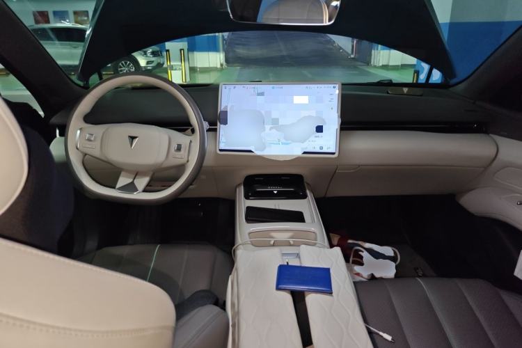 Used Deepal L07 2024 530Max Pure Electric Version Center Console