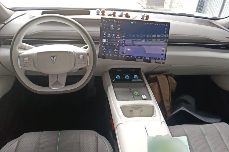 Used Deepal L07 2024 230Max Range-Extended Version Center Console