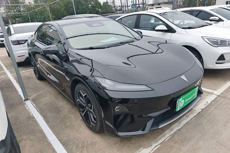 Used Deepal L07 2024 230Max Range-Extended Version Exterior 1