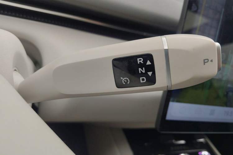 Used Deepal L07 2024 230Max Range-Extended Version Gear Lever