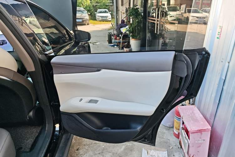 Used Deepal L07 2024 230Max Range-Extended Version Interior 6
