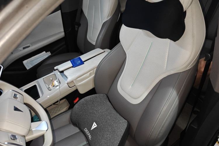 Used Deepal L07 2024 530Max Pure Electric Version Left Front Seat