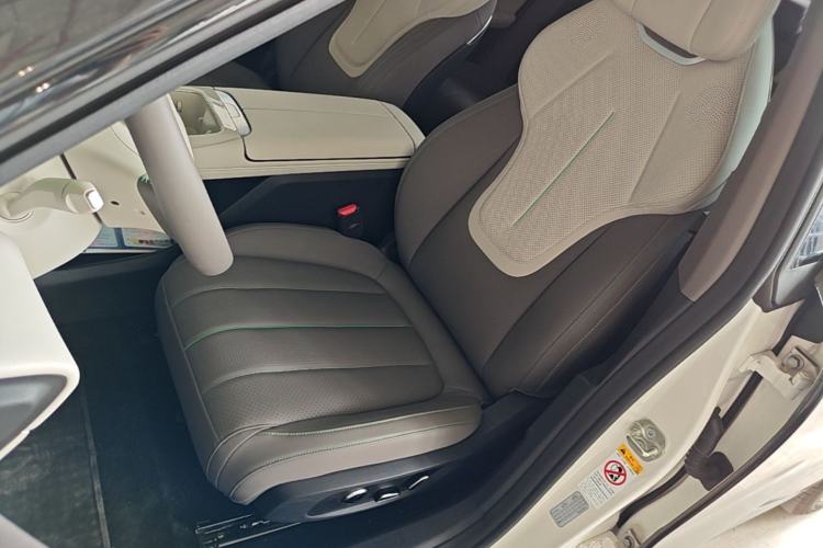 Used Deepal L07 2024 230Max Range-Extended Version Left Front Seat