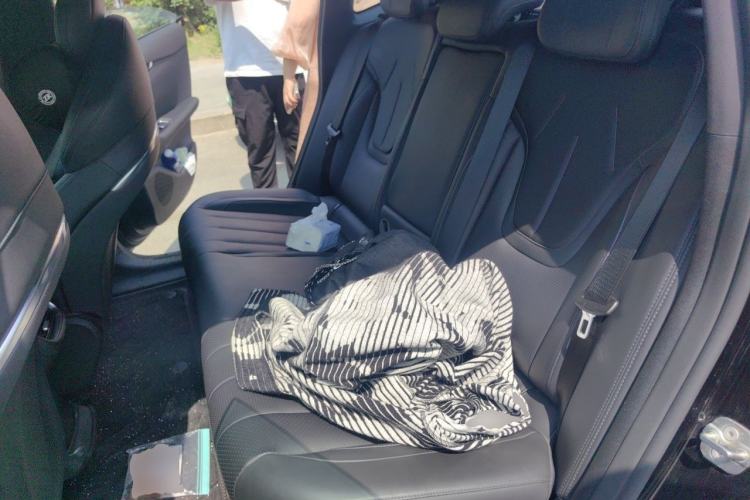 Used Deepal L07 2024 530 Max Qiankun Intelligent Driving ADS SE Pure Electric Version Left Rear Seat