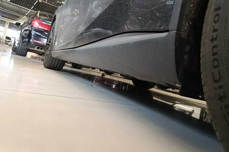 Used Deepal L07 2024 230Max Range-Extended Version Left Side Sill