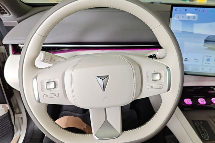 Used Deepal L07 2024 230Max Range-Extended Version Steering Wheel