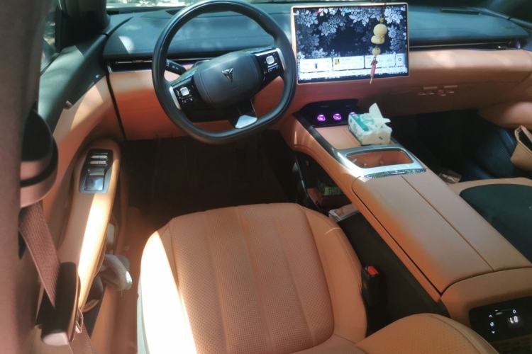 Used Deepal L07 2024 230Max Qiankun Intelligent Driving ADS SE Range-Extended Version Steering Wheel