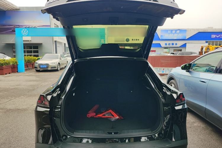 Used Deepal L07 2024 230Max Range-Extended Version Trunk