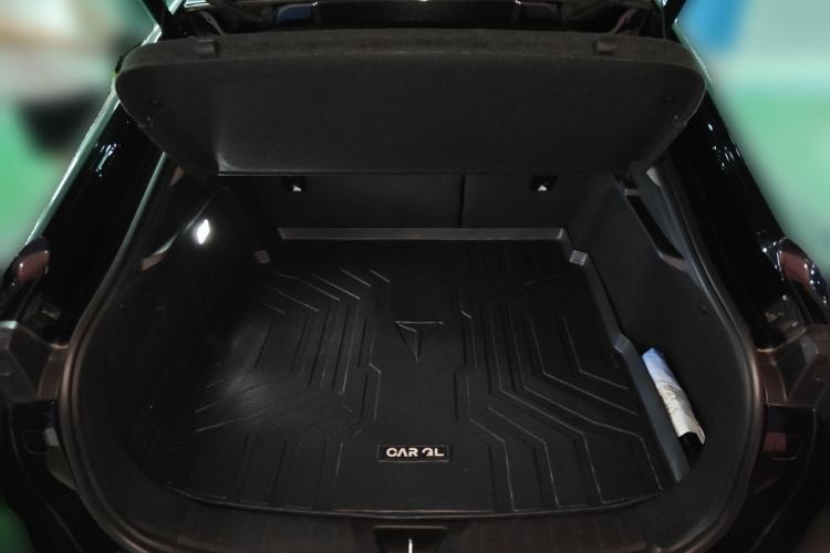 Used Deepal L07 2024 530Max Pure Electric Version Trunk