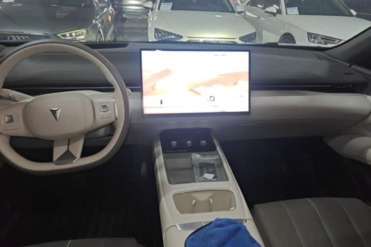 Used Deepal L07 2024 230Max Qiankun Intelligent Driving ADS SE Range-Extended Version Audio And AC Panel