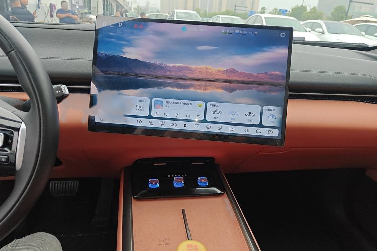 Used Deepal L07 2024 230Max Qiankun Intelligent Driving ADS SE Range-Extended Version Audio And AC Panel