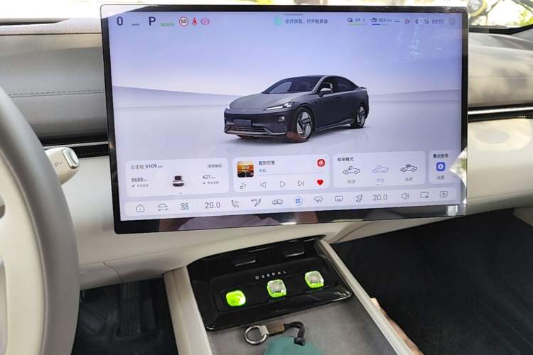 Used Deepal L07 2024 230Max Qiankun Intelligent Driving ADS SE Range-Extended Version Audio And AC Panel