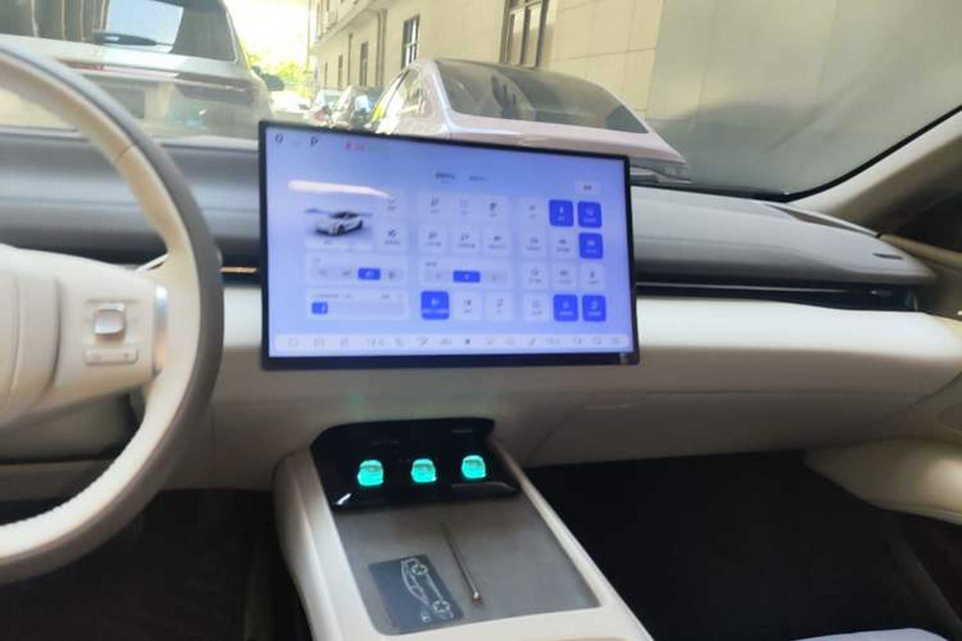 Used Deepal L07 2024 230Max Qiankun Intelligent Driving ADS SE Range-Extended Version Audio And AC Panel