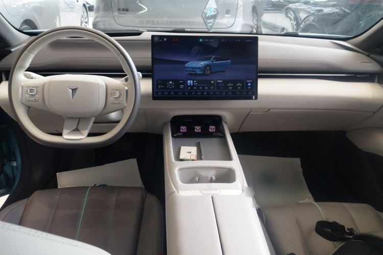 Used Deepal L07 2024 230Max Qiankun Intelligent Driving ADS SE Range-Extended Version Center Console