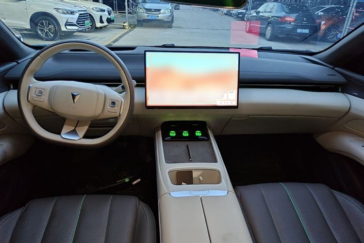 Used Deepal L07 2024 230Max Qiankun Intelligent Driving ADS SE Range-Extended Version Center Console