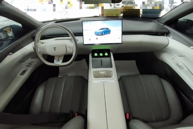 Used Deepal L07 2024 230Max Qiankun Intelligent Driving ADS SE Range-Extended Version Center Console