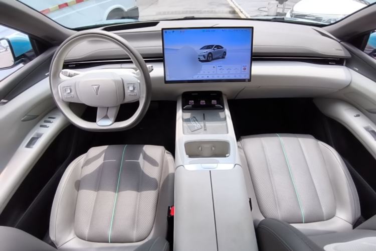 Used Deepal L07 2024 230Max Qiankun Intelligent Driving ADS SE Range-Extended Version Center Console