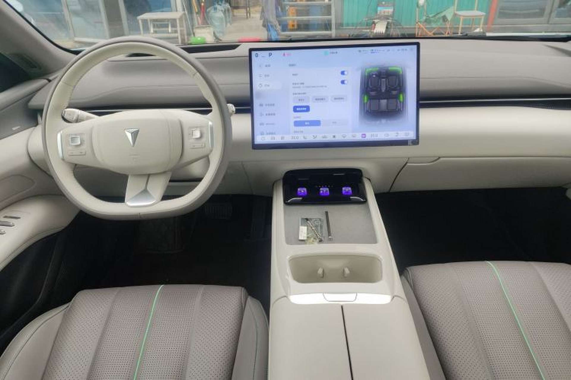 Used Deepal L07 2024 230Max Qiankun Intelligent Driving ADS SE Range-Extended Version Center Console