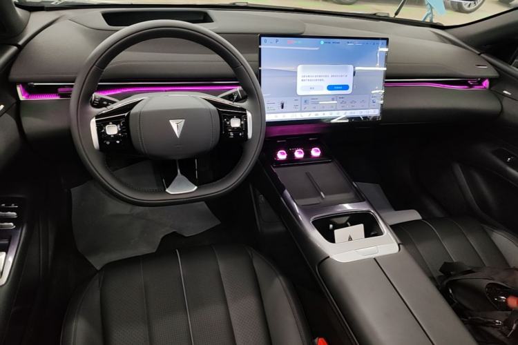 Used Deepal L07 2024 230Max Qiankun Intelligent Driving ADS SE Range-Extended Version Center Console