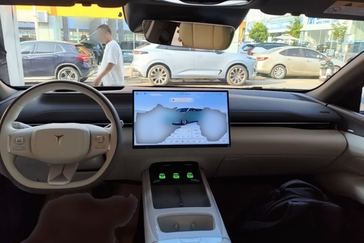 Used Deepal L07 2024 230Max Qiankun Intelligent Driving ADS SE Range-Extended Version Center Console