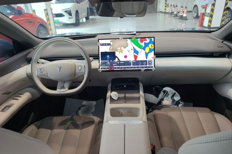 Used Deepal L07 2024 230Max Range-Extended Version Center Console