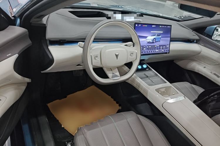 Used Deepal L07 2024 230Max Qiankun Intelligent Driving ADS SE Range-Extended Version Center Console