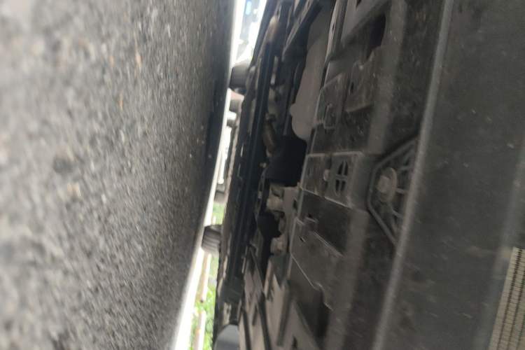 Used Deepal L07 2024 230Max Qiankun Intelligent Driving ADS SE Range-Extended Version Chassis Front