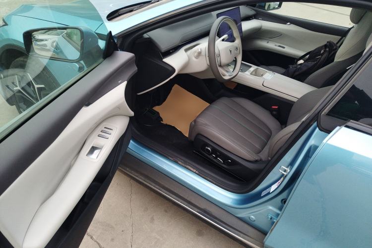 Used Deepal L07 2024 230Max Qiankun Intelligent Driving ADS SE Range-Extended Version Driver Seat
