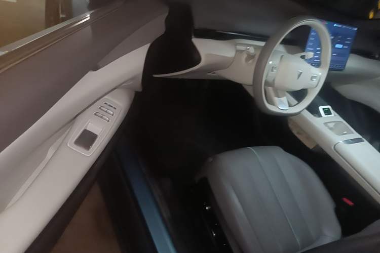 Used Deepal L07 2024 230Max Qiankun Intelligent Driving ADS SE Range-Extended Version Driver Seat