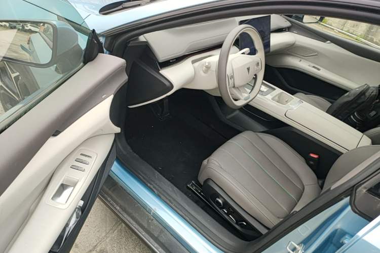 Used Deepal L07 2024 230Max Qiankun Intelligent Driving ADS SE Range-Extended Version Driver Seat