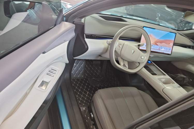 Used Deepal L07 2024 230Max Qiankun Intelligent Driving ADS SE Range-Extended Version Driver Seat