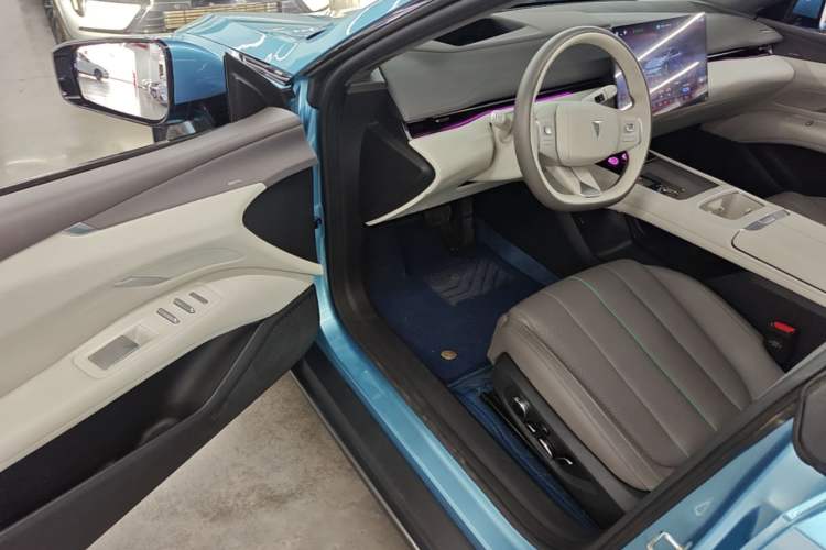 Used Deepal L07 2024 230Max Qiankun Intelligent Driving ADS SE Range-Extended Version Driver Seat