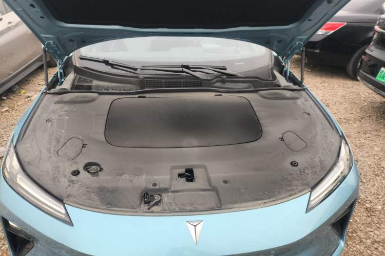 Used Deepal L07 2024 230Max Qiankun Intelligent Driving ADS SE Range-Extended Version Engine Bay