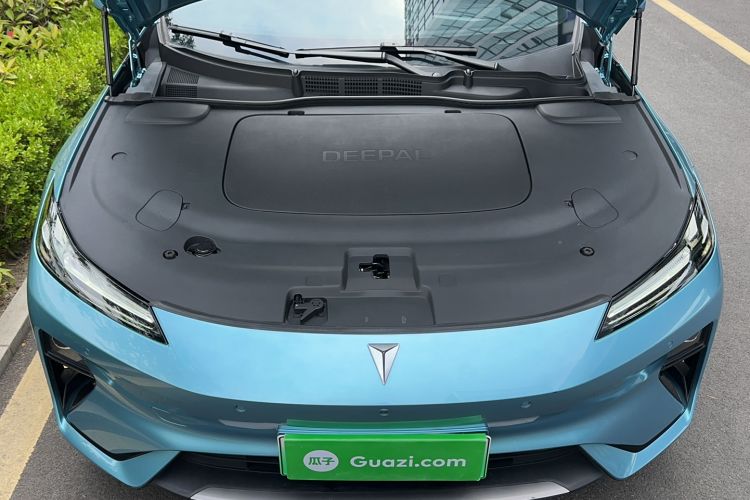 Used Deepal L07 2024 230Max Qiankun Intelligent Driving ADS SE Range-Extended Version Engine Bay