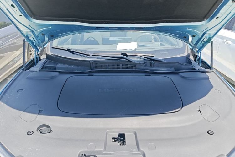 Used Deepal L07 2024 230Max Qiankun Intelligent Driving ADS SE Range-Extended Version Engine Bay