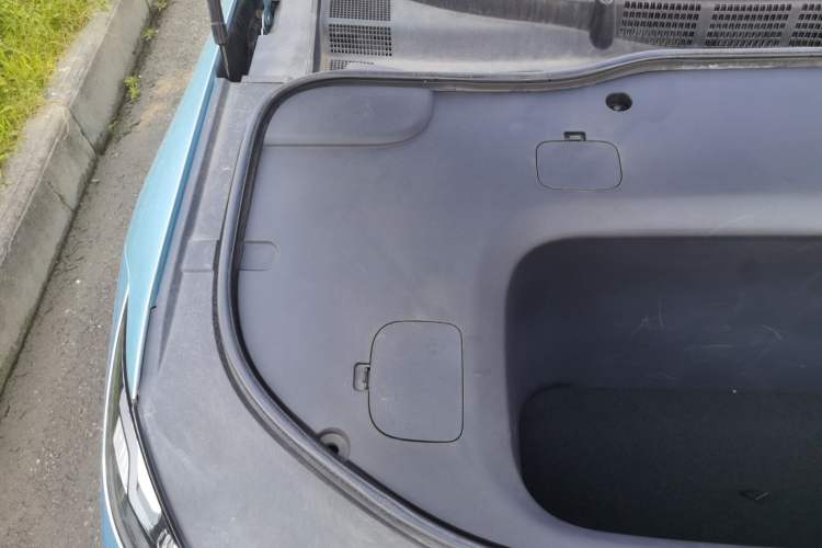 Used Deepal L07 2024 530 Max Qiankun Intelligent Driving ADS SE Pure Electric Version Engine Bay Right